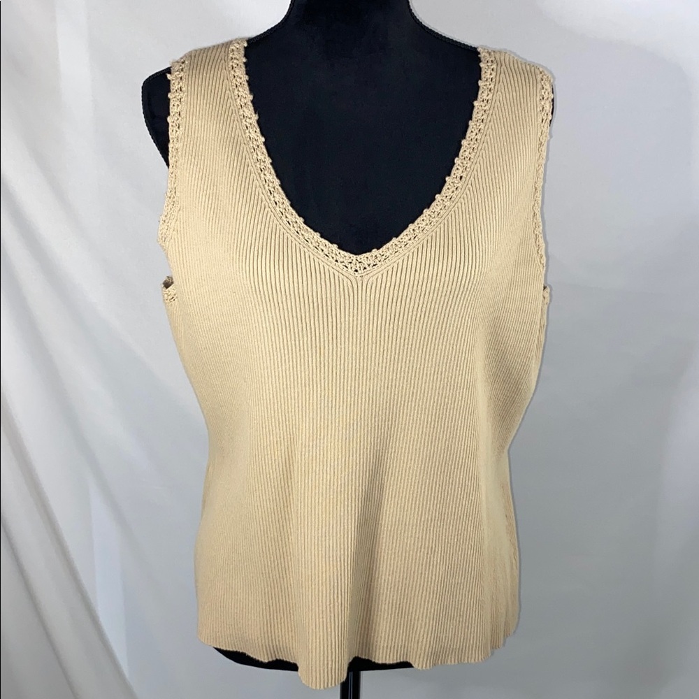 Villager Liz Claiborne Tank Top Tan Ribbed Size 2
